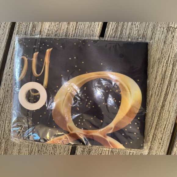 Party Decorating Bundle of Back Drops and Party Decor - Picture 3 of 12